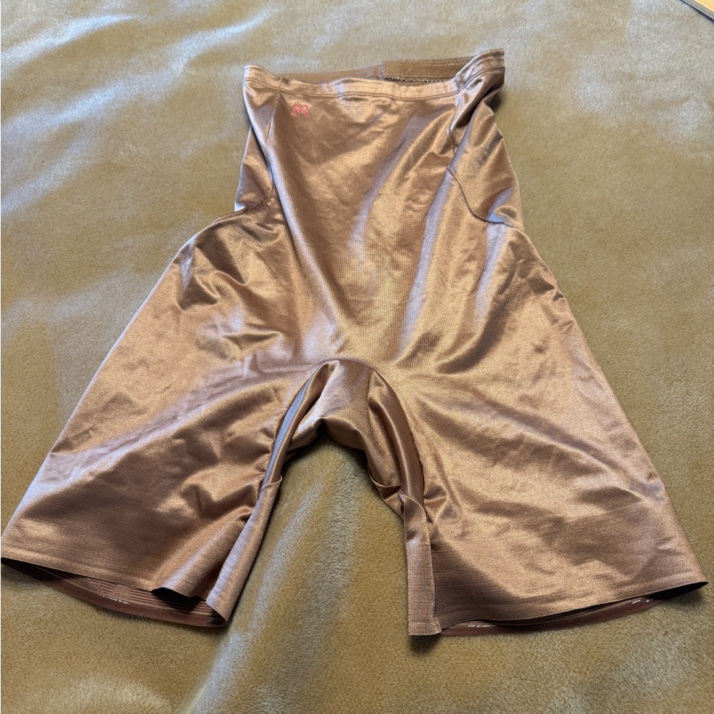 Ruby Ribbon High waisted thigh slimmer Medium